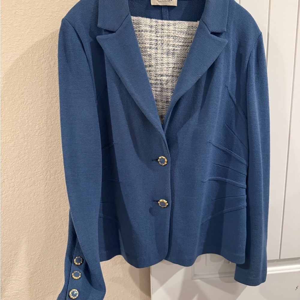 St John Size 12 Jacket. Skirt size 12